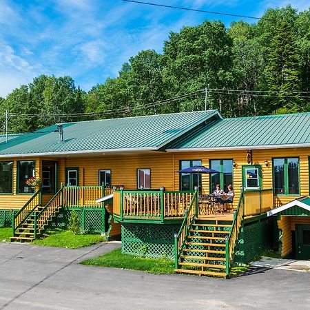 Auberge Éva Lac-Bouchette Exterior foto