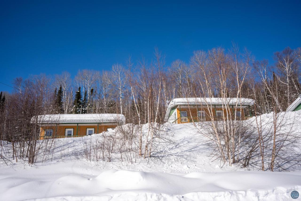 Auberge Éva Lac-Bouchette Exterior foto