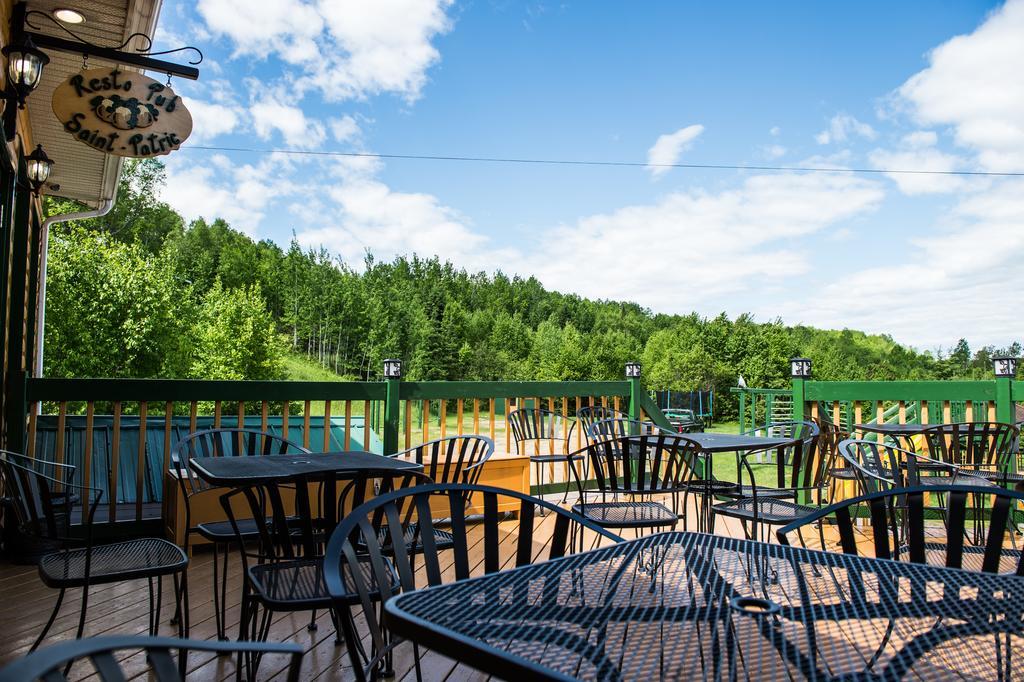Auberge Éva Lac-Bouchette Exterior foto